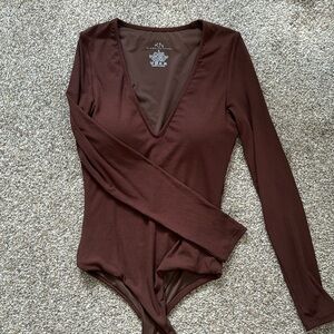 Klassy Network Brown Long Sleeve Brami, Size Large (Size large pads included).